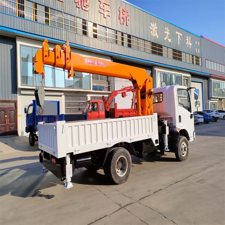 路竹区三轮随车吊定制 农用改装机自备吊中瑞长期出售